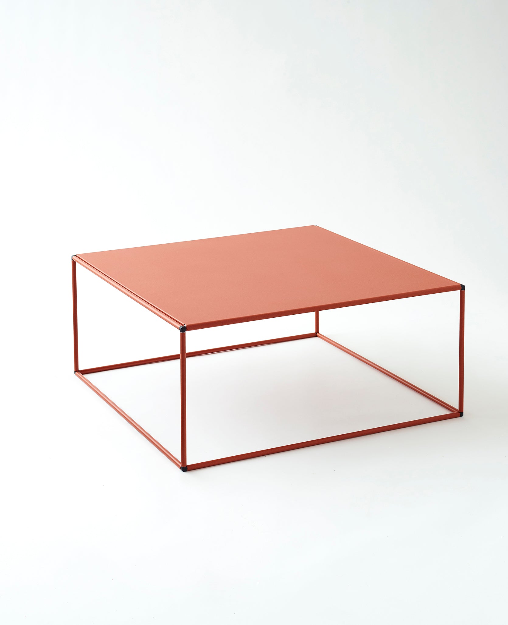 Table 80 Orange - Abstracta System